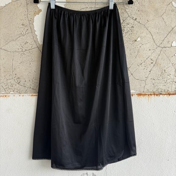 Vintage Black Nylon Half Slip Skirt Lace Trim Midi Length Underskirt Lingerie M - Picture 1 of 5